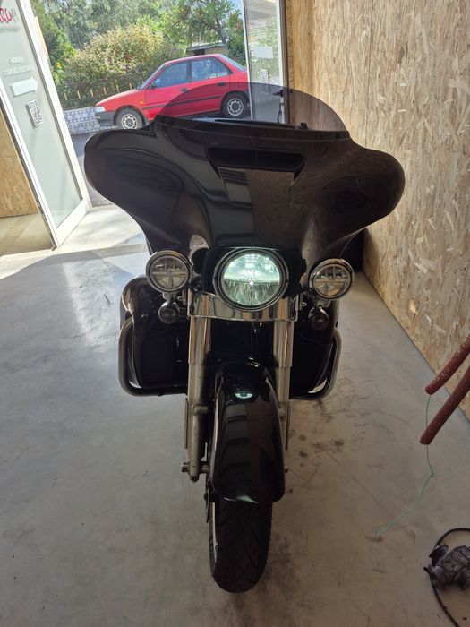 Harley Davidson street glide