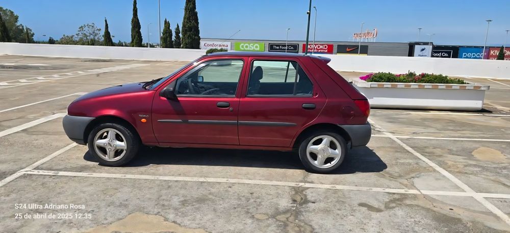 Ford Fiesta Vermelho 1997