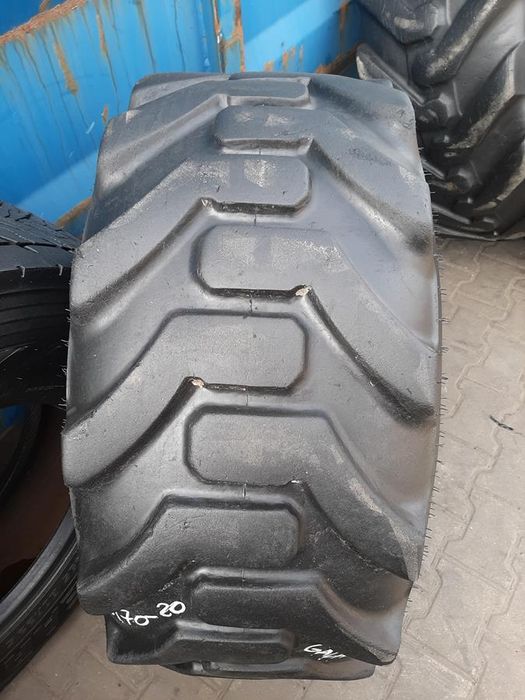 Opona używana 400/70-20 16/70-20 ; 400/70R20 GALAXY 600zł W4342