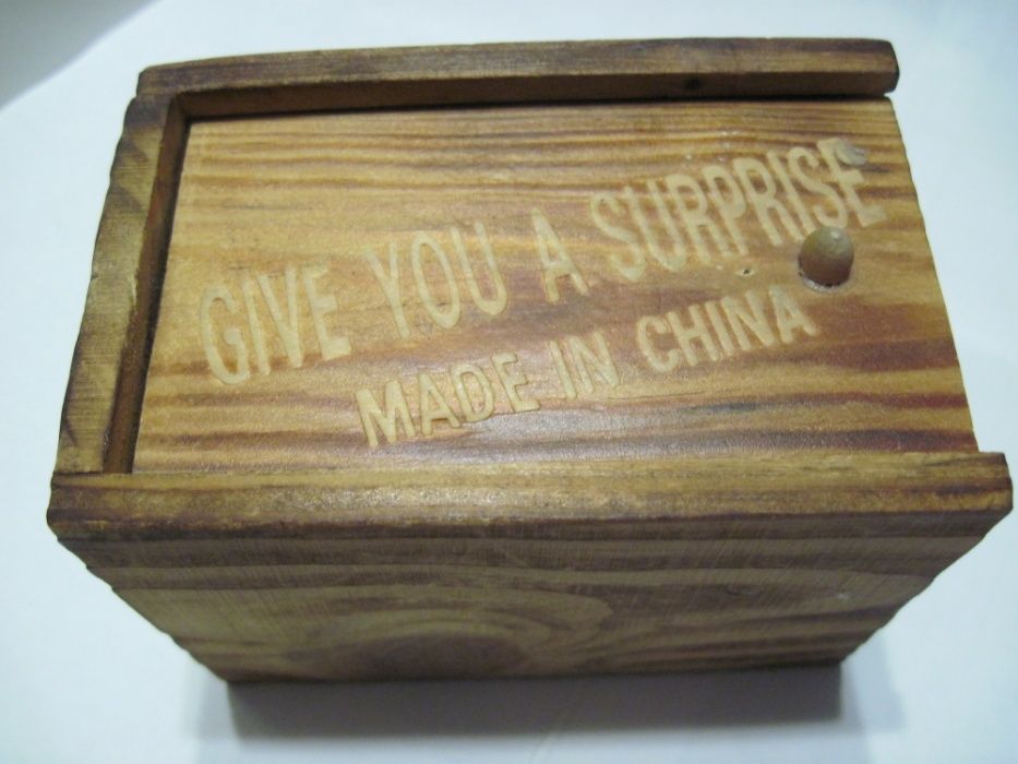 Сувенир-игрушка-розыгрыш Give You Surprise (Мышь )