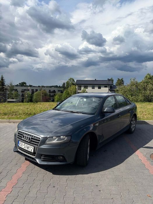 Audi A4 Limousine