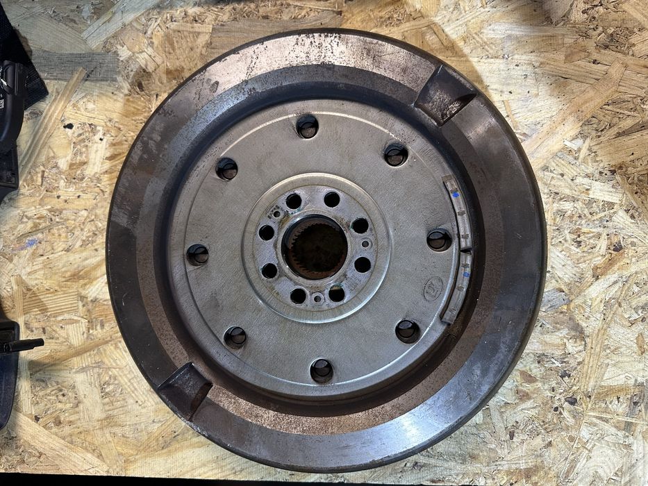 Маховик audi a3 8v 2.0T dsg GLI dq 381