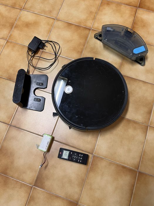 Aspirador robot (ler descricao)