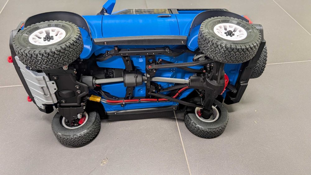 Model RC 4x4 Landy Pickup 3D Sets 1:8 – Napęd 4x4 | Światła | Gotowy do jazdy!