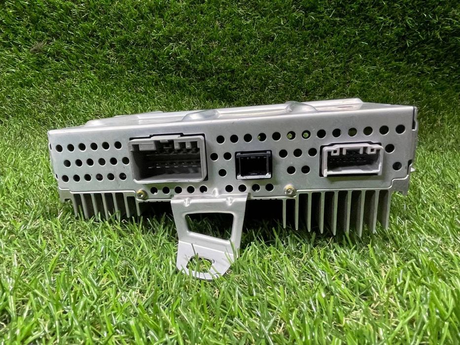 Підсилювач усилитель сабвуфера Tesla MY 1507152-00-A / АВТОРОЗБОРКА