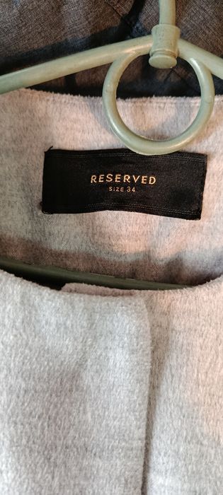 Жіноче демісезонне пальто