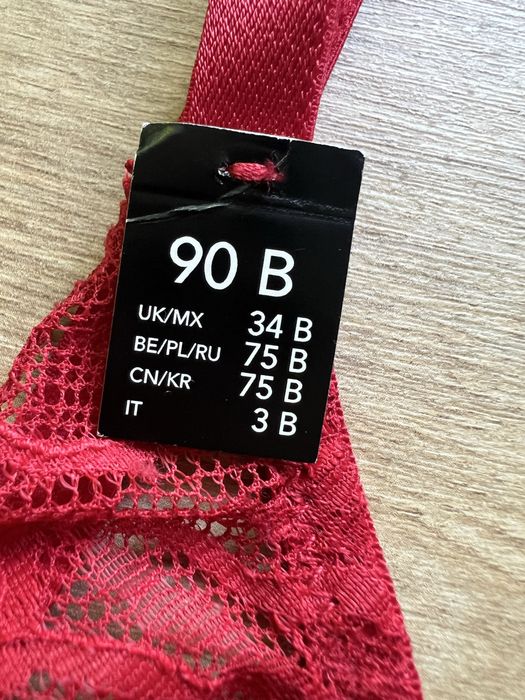 Czerwony, bordowy, miękki, koronkowy biustonosz, stanik, Etam,75B