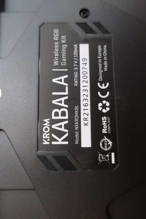 Teclado wireless Krom Kabala com rato e cabos