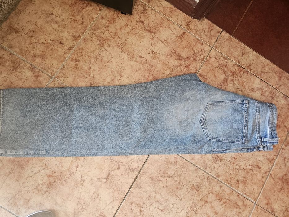 Calças criança / adolescente em perfeito estado