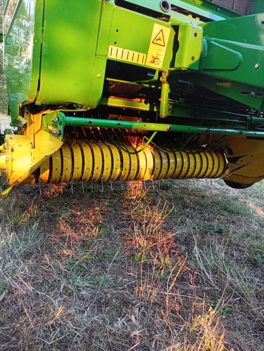 Enfardadeira de rolos John Deere 580