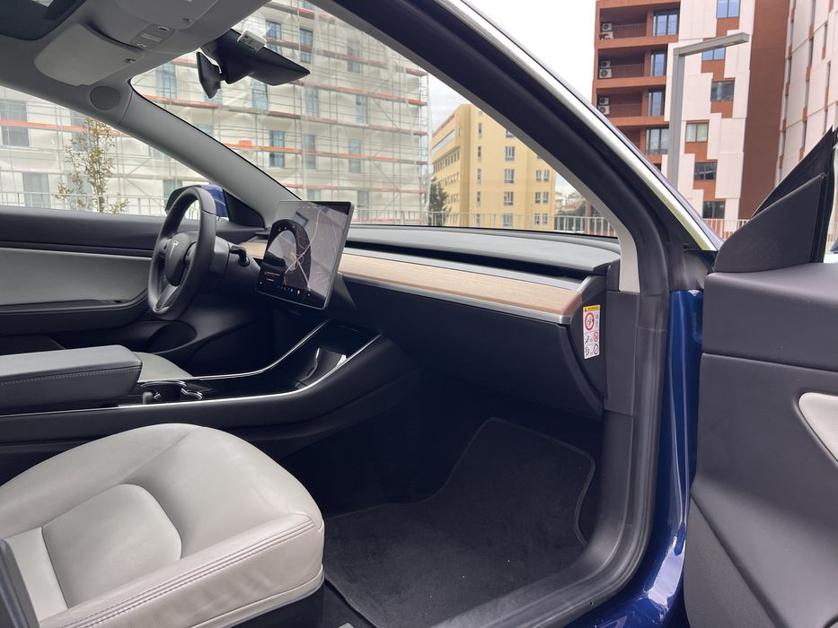 Tesla model 3 Standard Range Plus