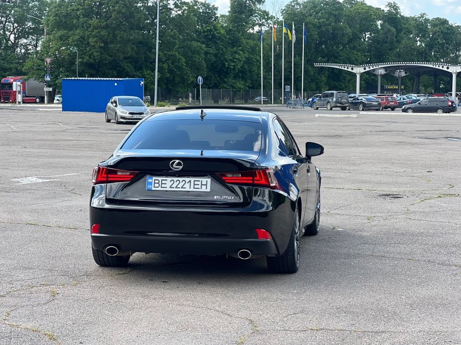 Продам Lexus IS 250 2013 рік бензин лексус