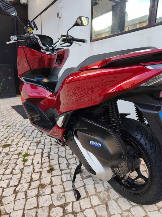 PCX Honda 2022 impecável e com garantia!