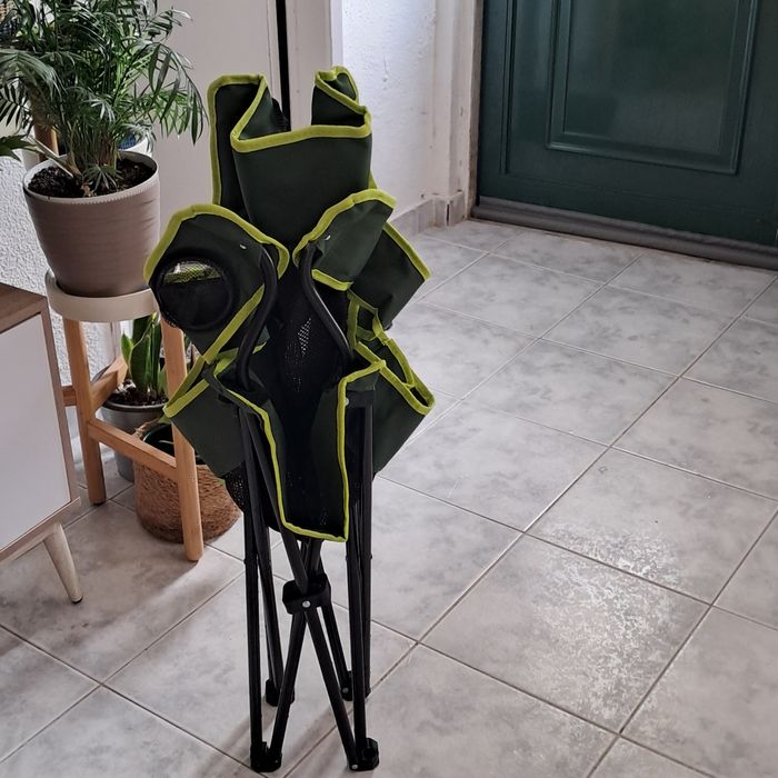 Cadeira para jardim.
