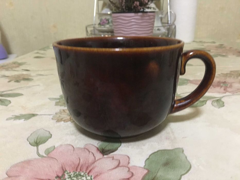 Набор стаканов на подставке чашки рюмки стопочки бокалы