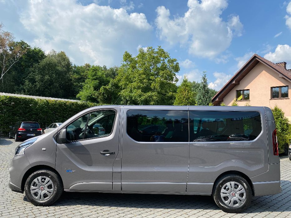 Wynajem Wypożyczanie Busa FIAT TALENTO LONG -9 osób