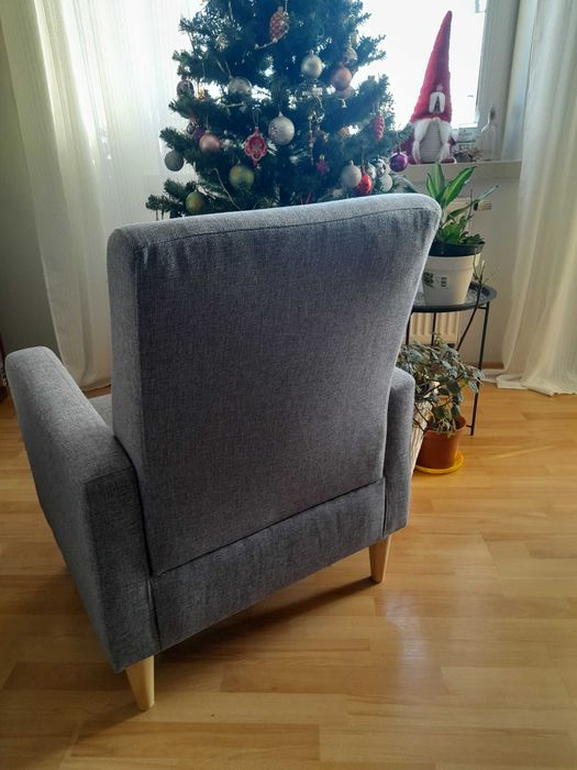 Sprzedam fotel szary jak nowy
