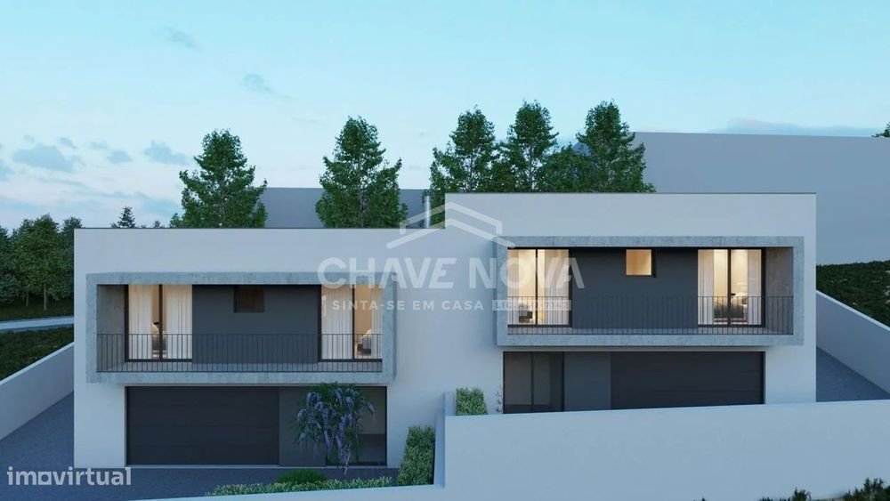 Casa Ramil - T3 com Jardim - Ref: SMF/03016/RS