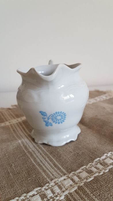 Sosierka, mlecznik. Porcelana Wałbrzych. Z dawnych lat PRL.