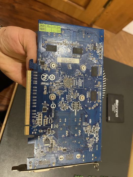 Intel Core i5-3570, Gigabyte Radeon hd 6670, ОЗУ 8 гб по 2 плашки