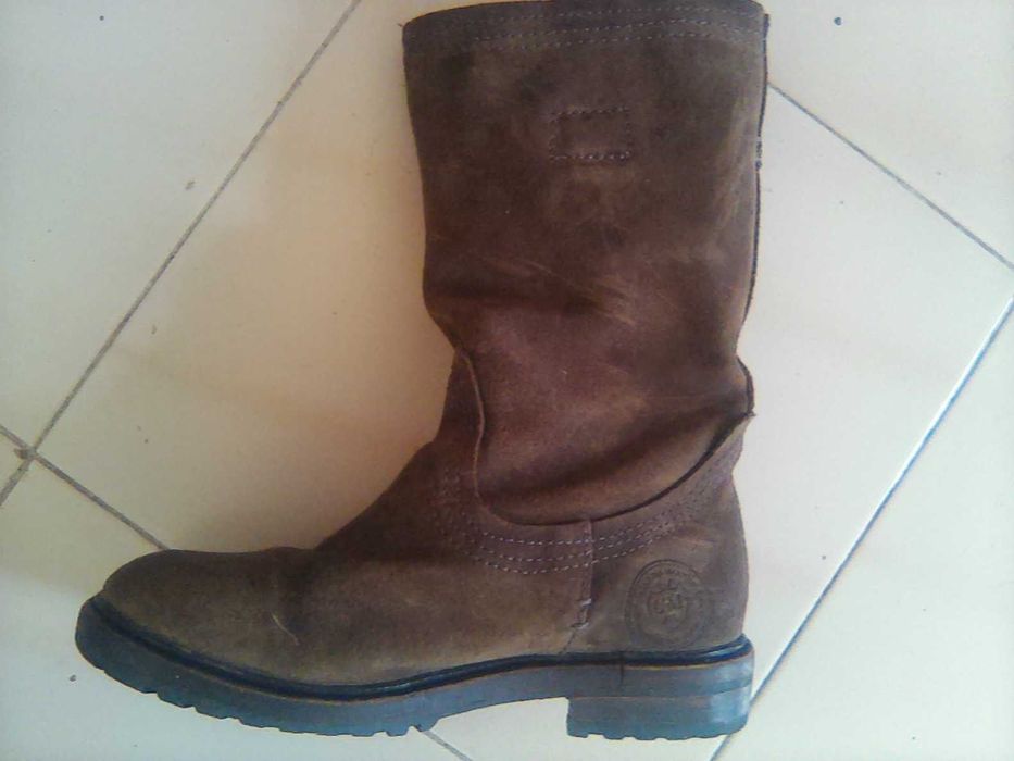 Botas em pele "Catarina Martins"