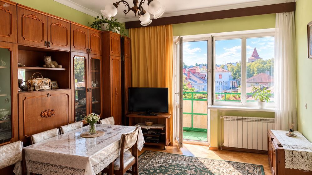 2-кімнатна квартира, 49.8 м², 3 поверх,  Дрогобич