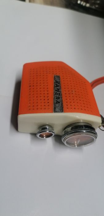 Rádio antigo Kamera forma câmara