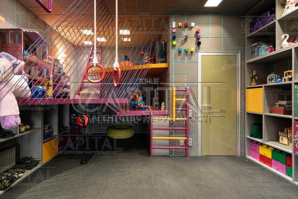 Продаж 5к   Будинку 700м2  вул. Лісова, Романків КМ Сонячна Долина