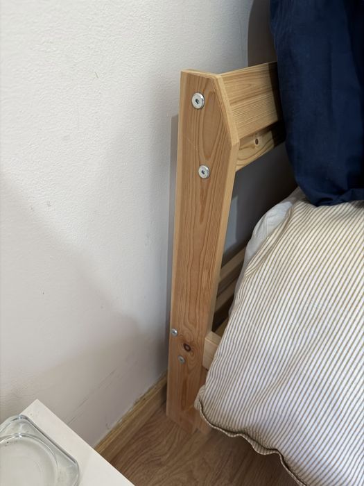 Cómoda e cama semi-novos