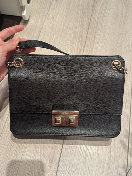 Furla bella mudium black