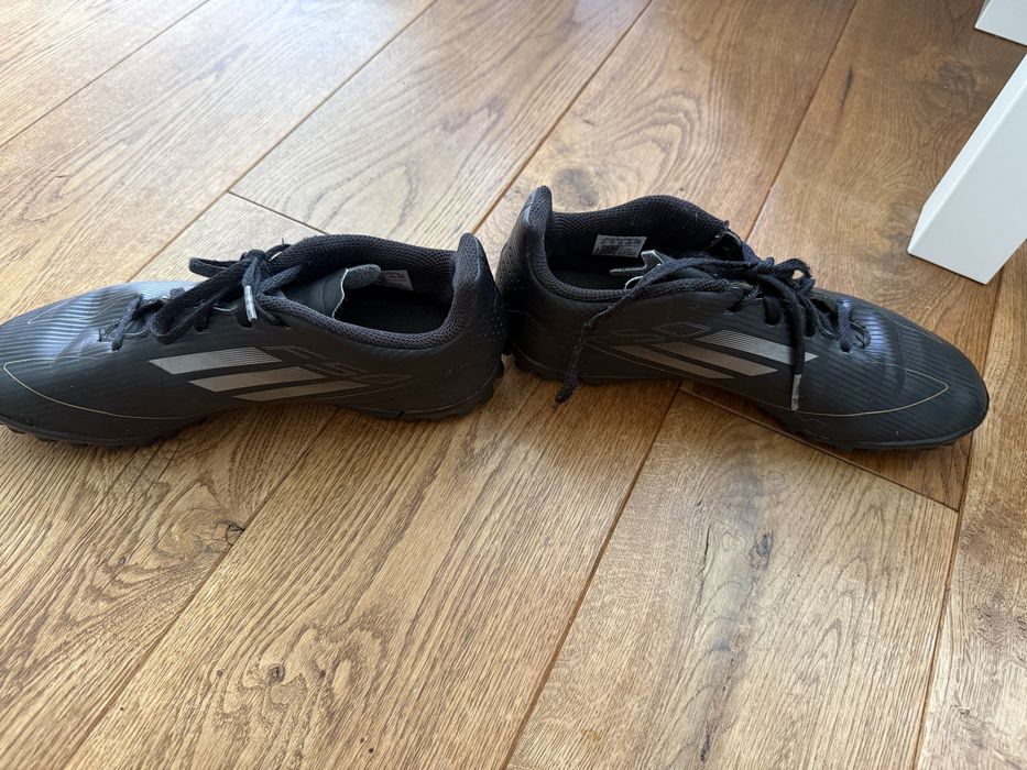 Buty piłkarskie Adidas Turfy TF