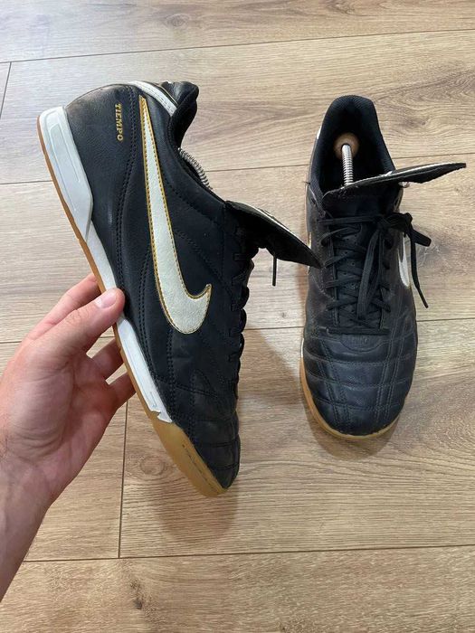 Футзалки,залки професійні чоловічі фірми Nike Tiempo Leather