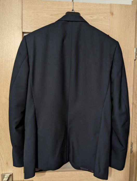 Garnitur męski Luvetti Slim granatowy 48/176/86