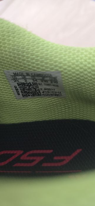 Chuteira adidas criança