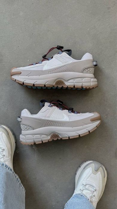 Кросівки (36-45) Nike Zoom Vomero 5 Roam Premium