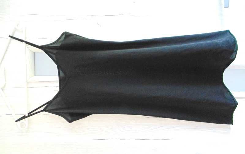 F&F delikatna czarna halka na ramiączkach S/M