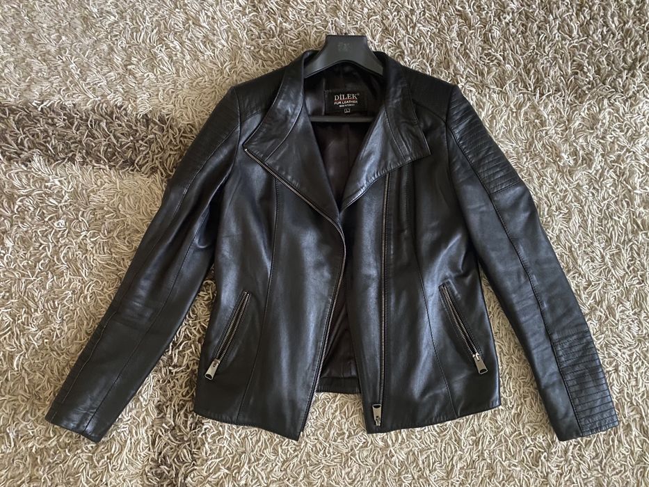 Шкіряна жіноча куртка курточка