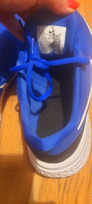 Buty sportowe marki Nike rozmiar 39