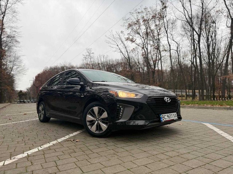 Авто в оренду. Машина в оренду. Оренда під таксі