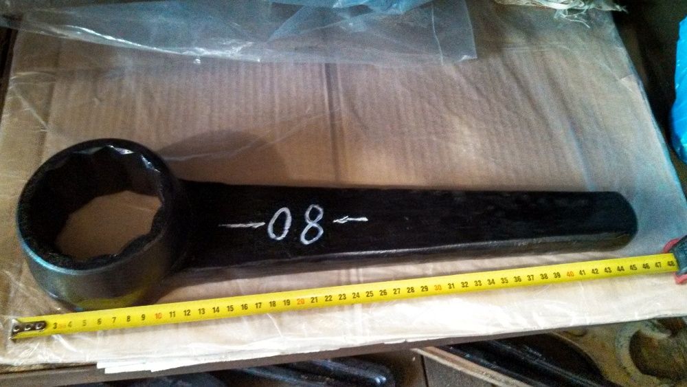 Ключи рожковые накидные форсунки ударные полумесяц балонные разные