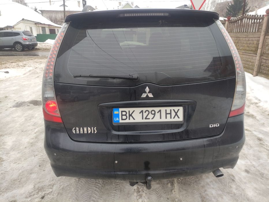 Міцубісі Грандіс