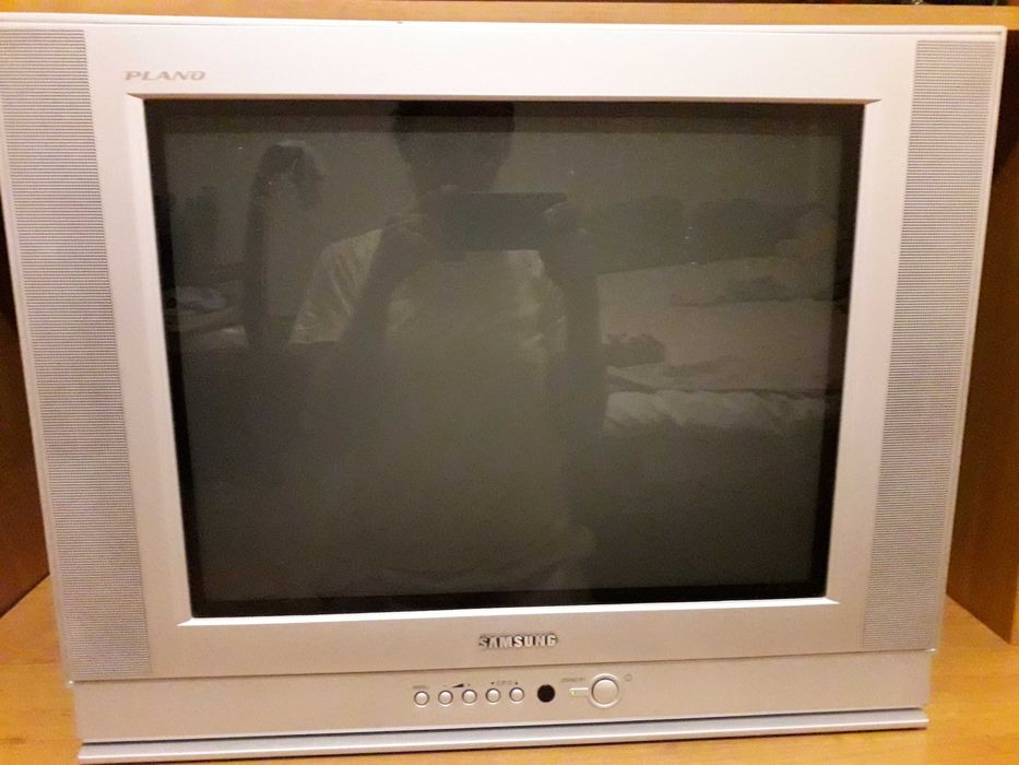 Телевизор+видик Samsung Plano