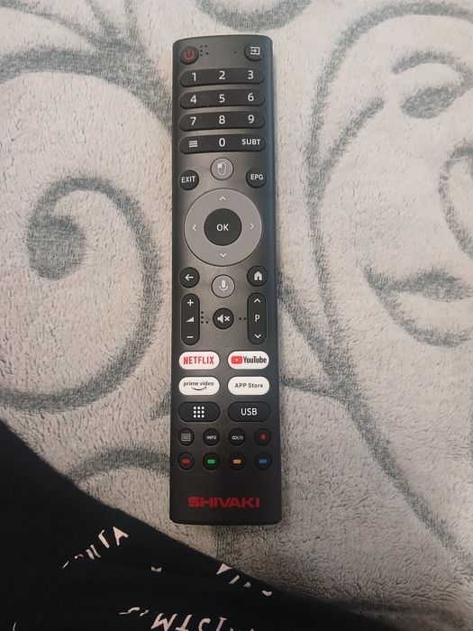 Продам новий смарт  телевізор 32,є гарантія