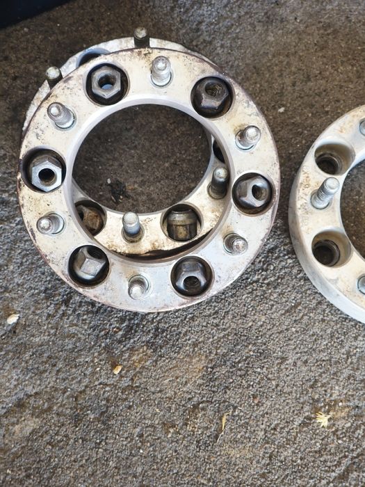 Espacadores Mitsubishi strakar