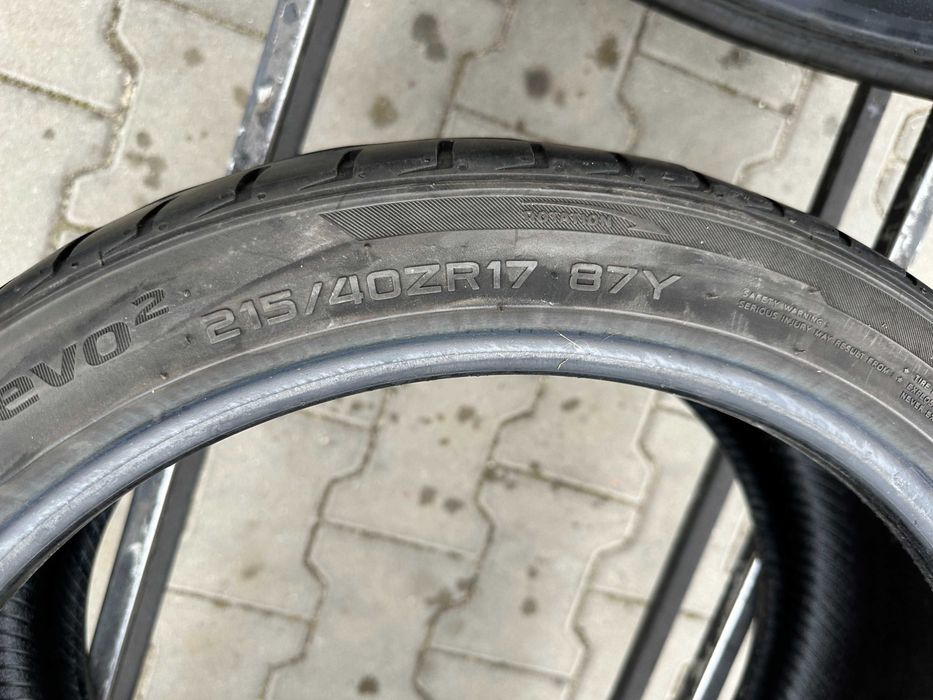 215/40r17 Hankook Ventus v12 evo2 / para letnie