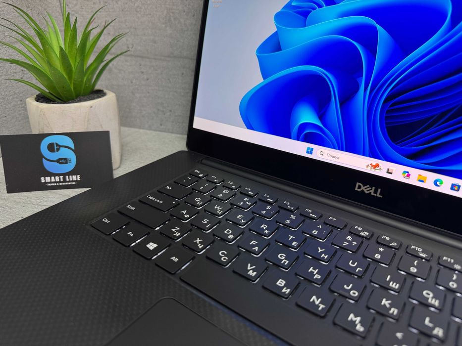 Потужний ноутбук Dell Precision 5540/i9-9880H/Nvidia/32 ddr4/512 ssd
