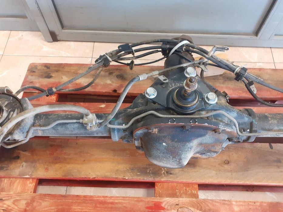 CHARRIOT TRASEIRO JEEP GRAND CHEROKEE II 2000 -52111202AB
