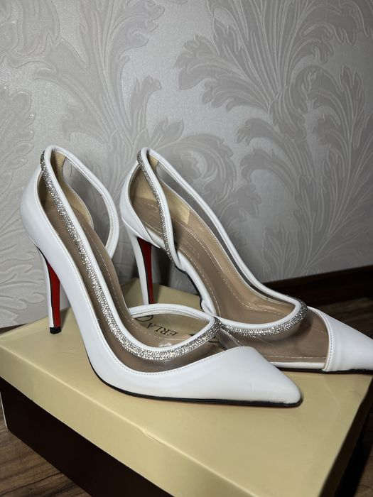 Каблуки білі зі вставками