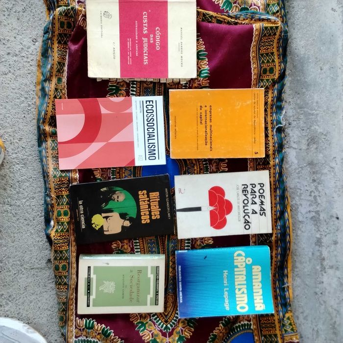 Livros Usados Clássicos, Direito, História