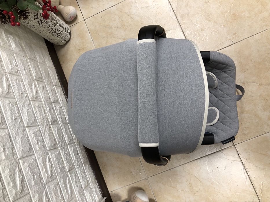Автокрісло Britax Römer Baby-Safe2 i-SIZE Група 0+ (0-13 кг) брітакс